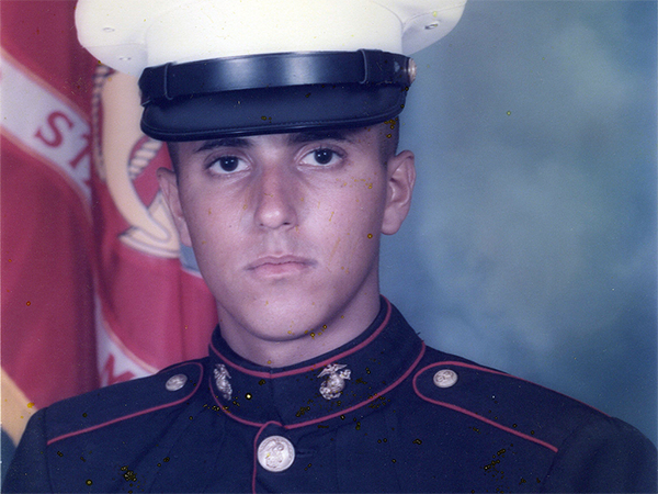 USMC's tweet photo. Finalizing #HispanicHeritageMonth, we celebrate Joseph Acaba, who served 6 years in the Marine Corps Reserve and is one of 18 astronauts (including #Marines Maj Jasmin Moghbeli &amp; LtCol Nicole Mann) chosen for the Artemis moon-landing project. Semper Fidelis. #TheFewTheProud https://t.co/gfmL6pUMpB