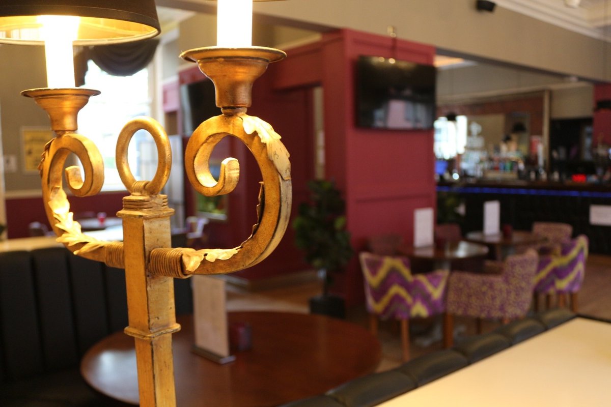 Planning a night out this weekend? Why not start off at the Albert! We're back open Tonight from 5pm-late. No booking required!