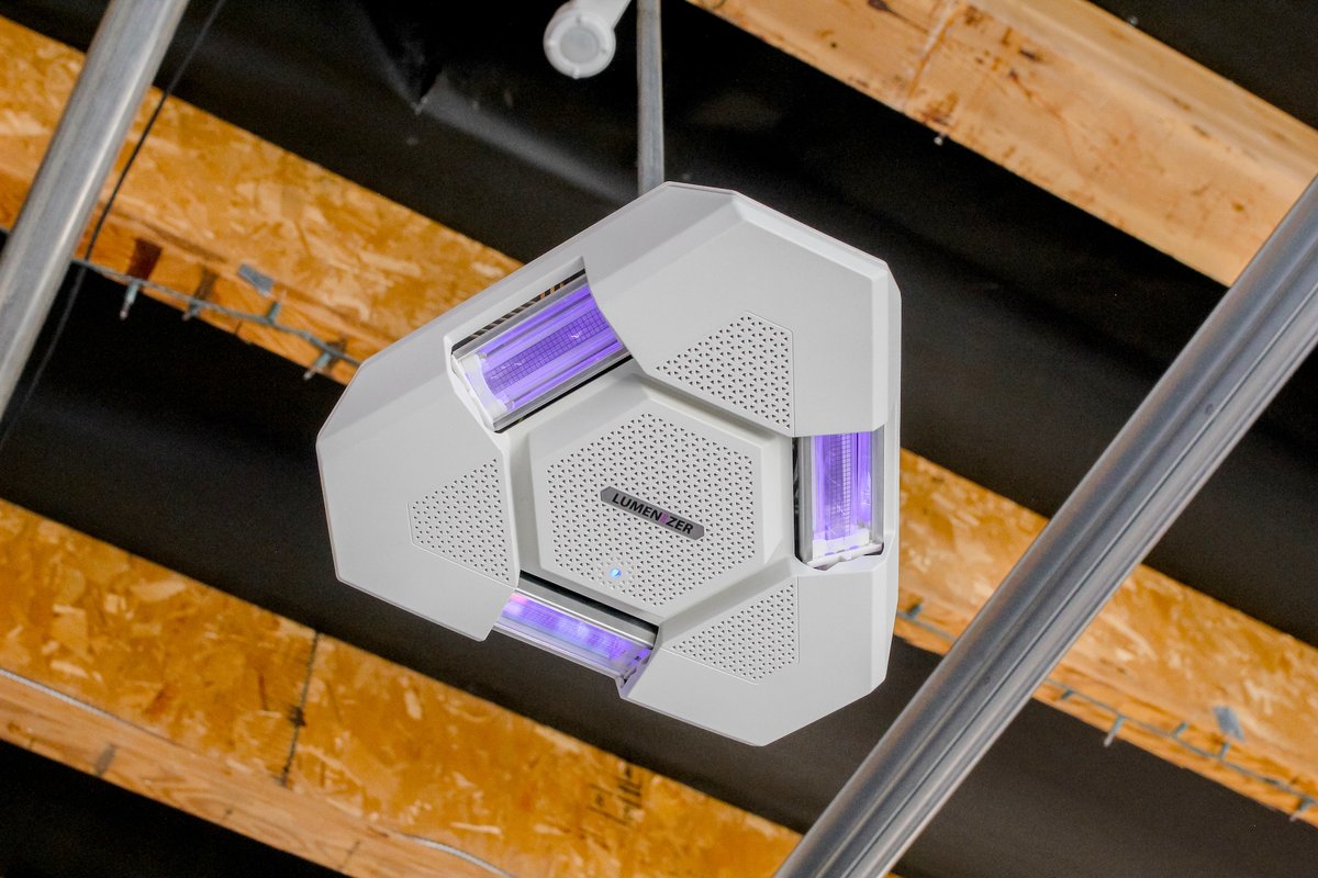 LumenLabsGlobal's tweet photo. Lumenlabs' filtered Far-UVC technology is able to disinfect air and surfaces with line-of-sight coverage. At Discover Echo, the Lumenizer™ was installed at 9 feet in the conference rooms and 15 feet in the cafeteria and workspaces.
#lumenlabs

Learn HERE: https://t.co/TunTWZT0fU https://t.co/q1LJyxetGj