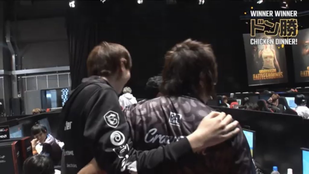 CrazySam tweet media