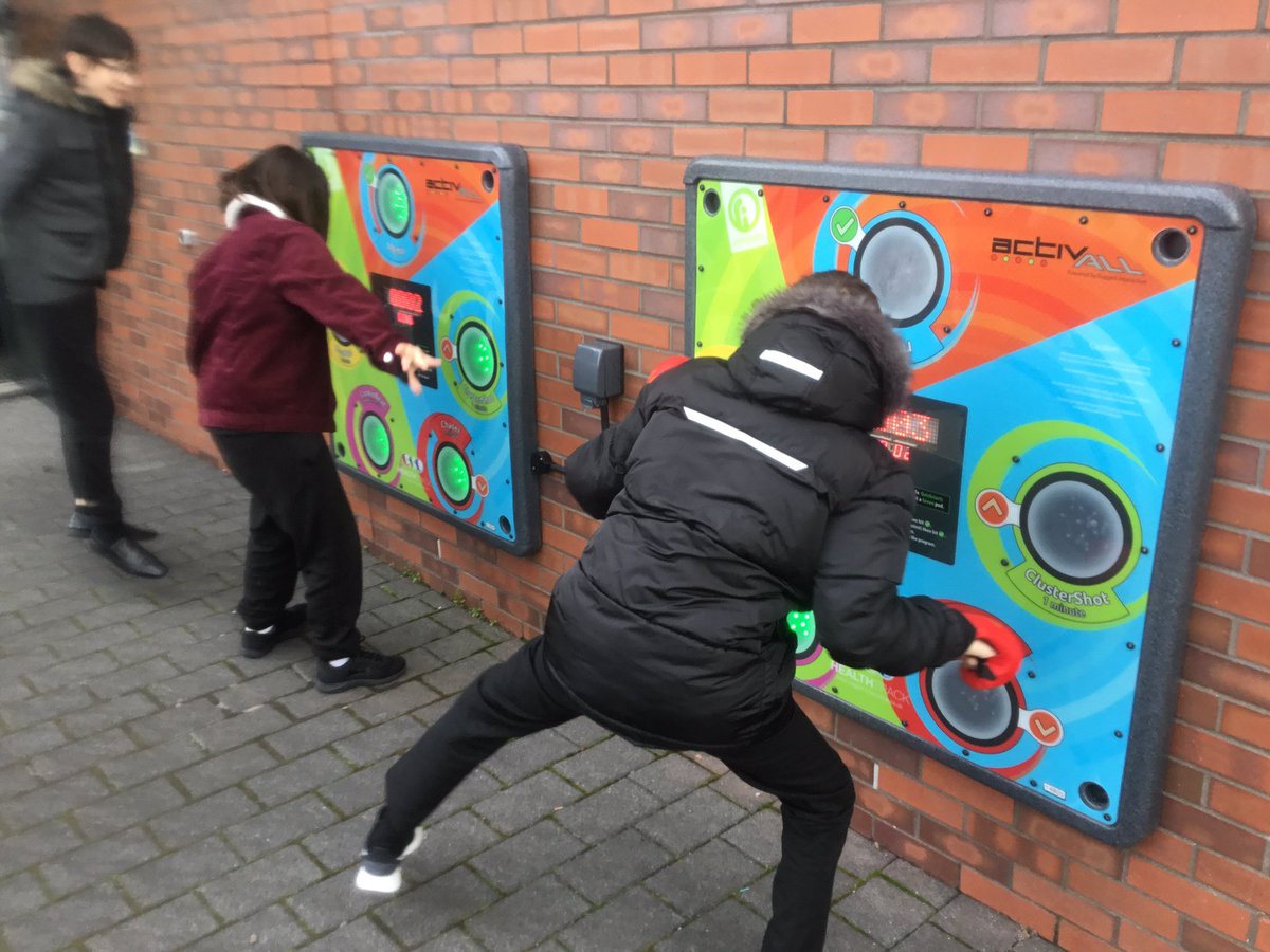 islwynsrb's tweet photo. More outstanding work has been created in Sirhowy this week. We wrote newspaper articles for ‘The Sirhowy Sun’ to explain about life being found on Earth in Wall.E and attacked the @ActivAll_ boards in combat mode for PE. #purposefulreading #sportingcompetition https://t.co/zbtk8AI5ln