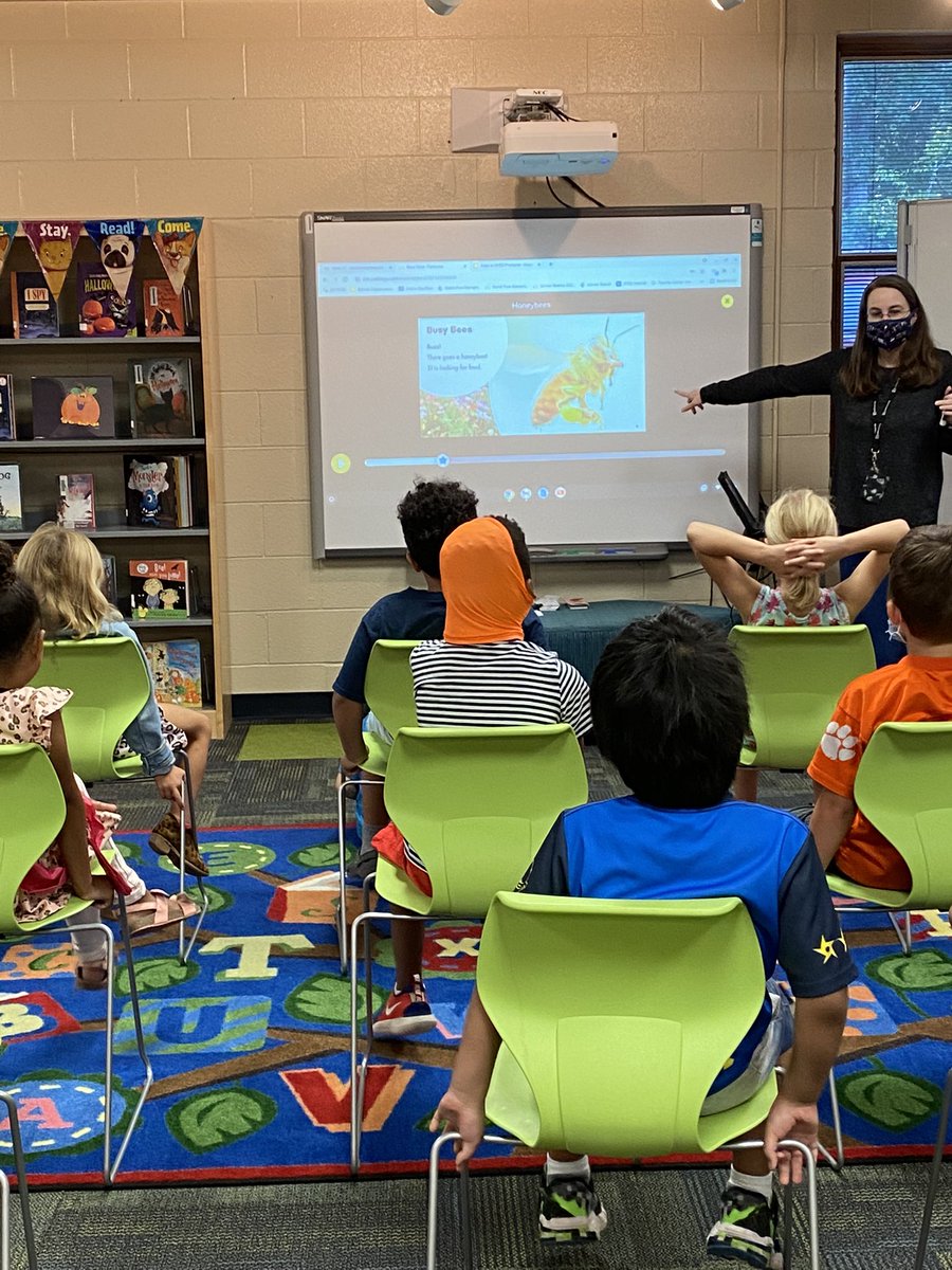 DfesLibrary's tweet photo. Students learning about nonfiction text and showing off their bee knowledge with Bee Bingo and PebbleGo nonfiction book,Honeybees by Lisa J. Amstutz. @fox_cubs @LexRich5Schools @pebble_go #pridein5 #nonfiction #reading https://t.co/yZkEjH8px8
