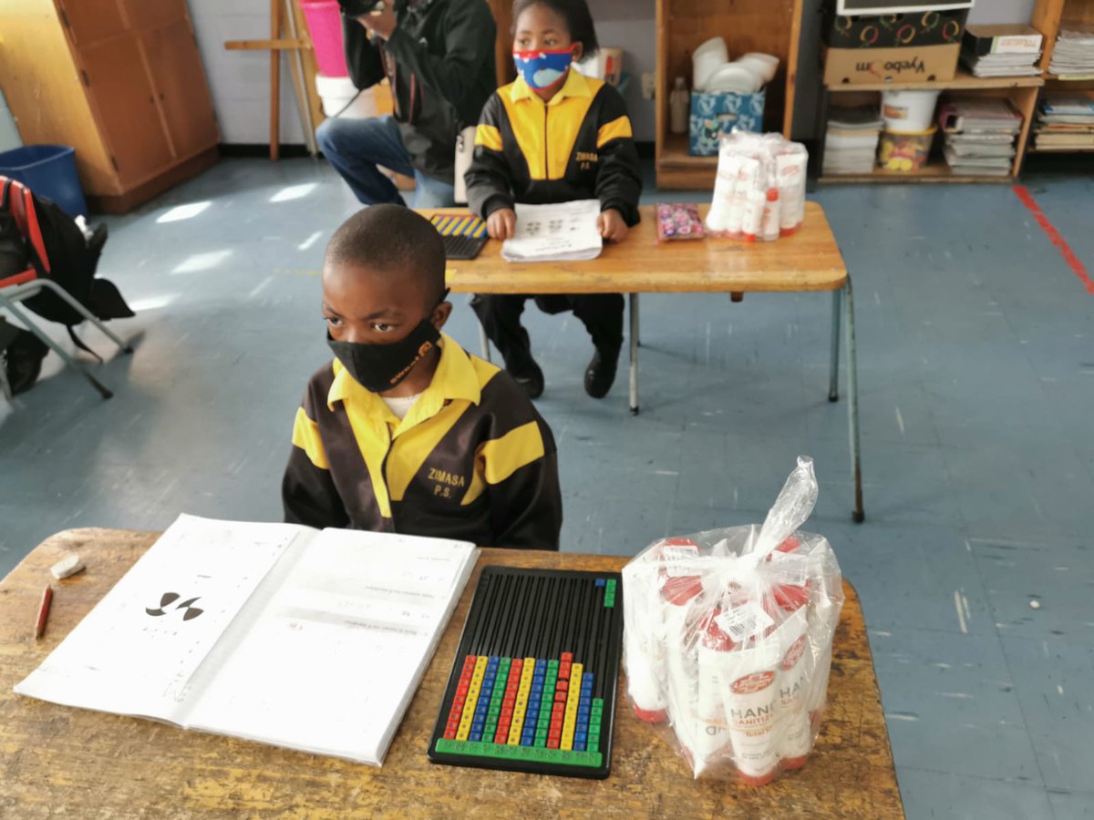 DBE_SA's tweet photo. The school was not only supplied with handwashing stations, but to motivate the learners to keep washing their hands, they were also gifted with goodie bags containing various hand hygiene products from @LifebuoyZA. https://t.co/3f9GiTYGMF