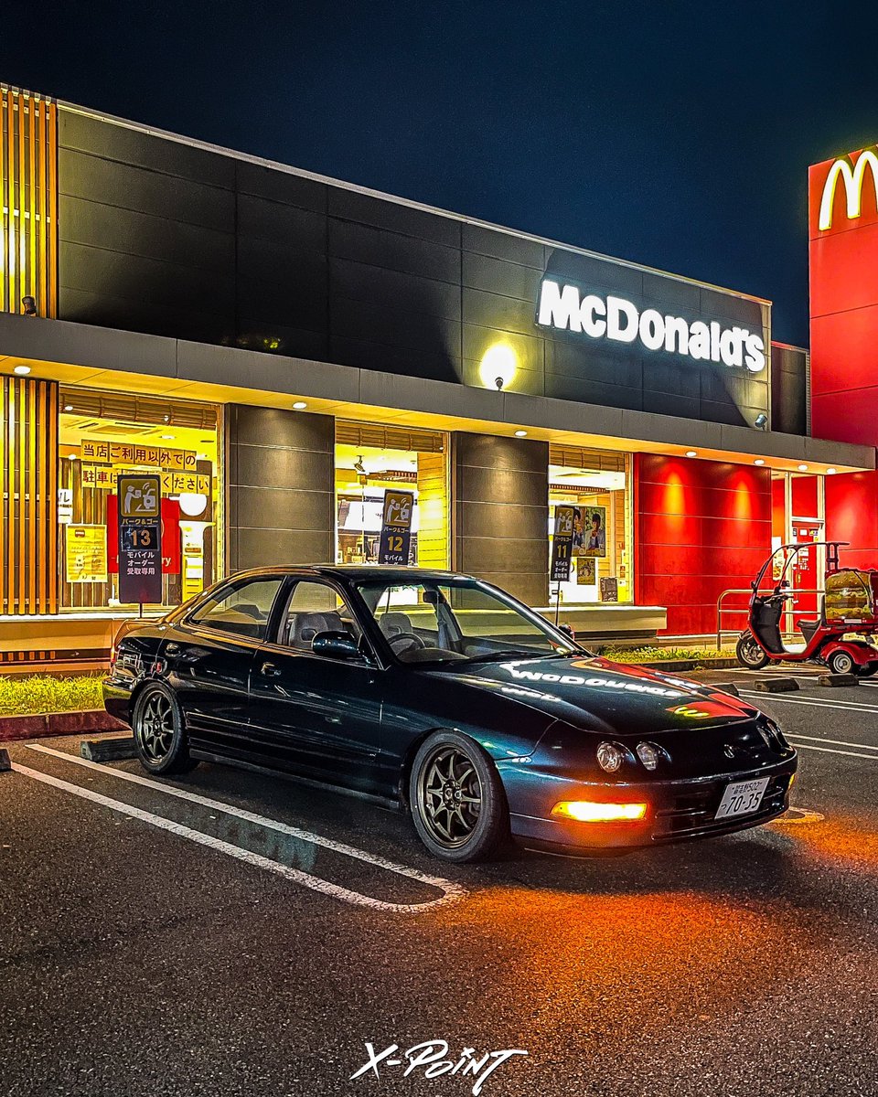 Happy Friday 🍟

#acura #acuraintegra #hondaintegra #integra #dcintegra
#dbintegra #rays #rayswheels #ce28 #usdm #jdm
#usdmgeek #xpoint #xpointimportjapan #xpointimport