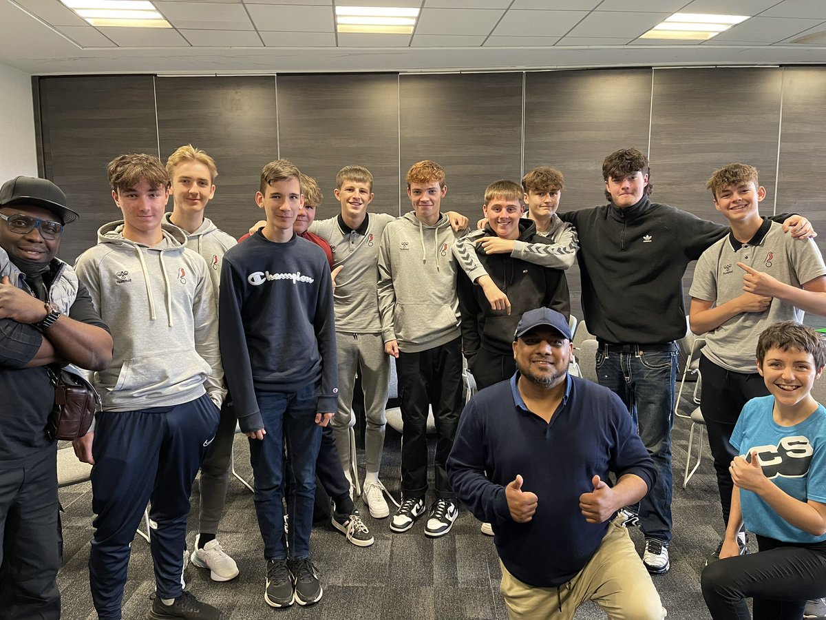 It was absolute pleasure to be able to deliver a workshop on #PlasticPollution to NCS participants this morning as part of the charity @ppaap_ 
It is vital we continue to work with youth clubs to empower the future generations with the mess we are leaving behind. Thank you @NCS