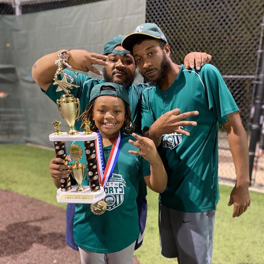 ppropmusic's tweet photo. My Son has 3 Championships before 7th Grade ....he Loves the Game ...an A Student at School ...I'm doing something right in the world ... Travel Ball Next Spring ... #GodFirstThenFamily #MyTwin #school #DpBandits #BreakingGeneralCurses @p_prop https://t.co/pTyrRwTAOo
