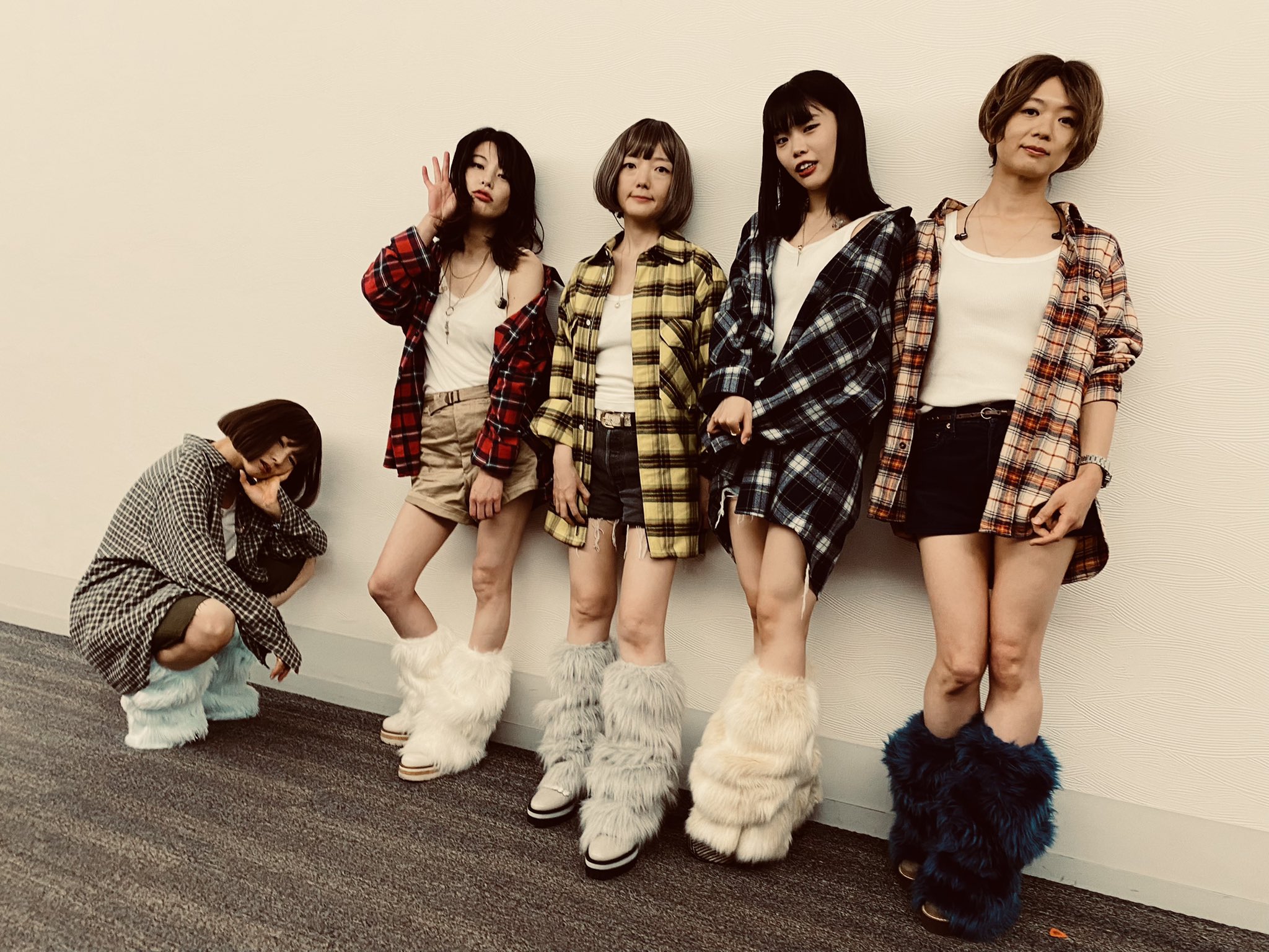 チリヌルヲワカ ユウ Mステ35周年スペシャル ギタリストに徹するレアすぎる林檎ちゃん キレッキレのドラムがカッコよすぎるほなみちゃん ゴリゴリのドライブ感最高なベースのしおりちゃん 爆発的な魅力全開のアイナちゃん 本当に素敵すぎでした 感謝 チリヌルヲワカ ユウ Mステ35周年スペシャル ギタリストに徹するレアすぎる林檎ちゃん キレッキレのドラムがカッコよすぎるほなみちゃん ゴリゴリのドライブ感最高なベースのしおりちゃん 爆発的な魅力全開のアイナちゃん 本当に素敵すぎでした 感謝