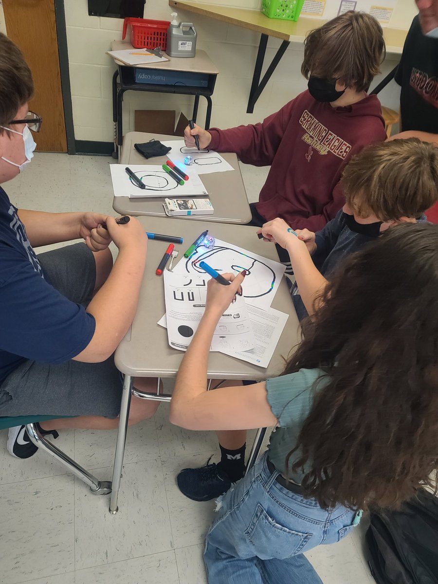 Brad Hodges tweet media