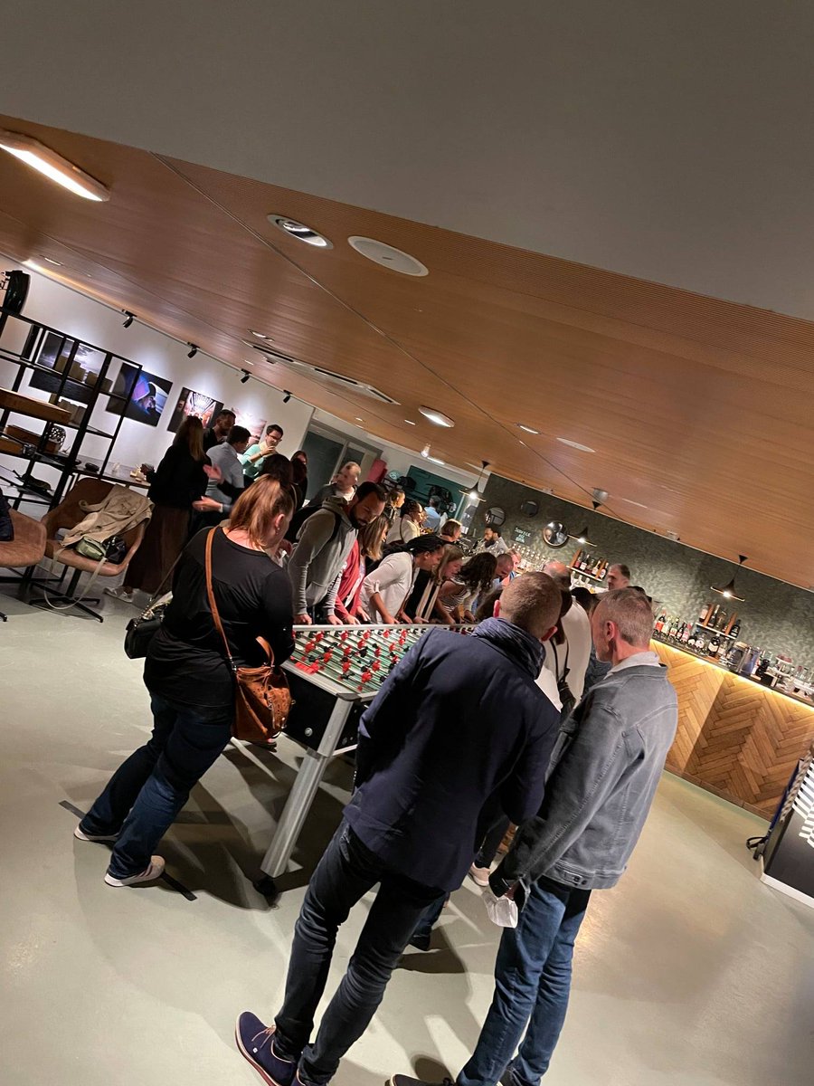 HappyProd1's tweet photo. l Event

Les 28 et 29 sept nous avons eu le plaisir d’accompagner Medialex dans l’organisation de leur séminaire:
🔸Soirée animée au Café des Champs Libres
🔸Team Building au Château des Pères
🔸Réalisation d'une fresque collective
🔸Rallye digital dans le parc
Merci aux équipes! https://t.co/kdZKnXl6rD