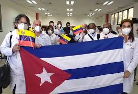 Confiemos en el porvenir, entreguémonos de lleno a seguir adelante en nuestra tarea, siendo continuidad del internacionalismo.
#ACubaPonleCorazón #HéroesDeLaSalud <a href="/cubacooperaven/">Brigada Médica Cubana en Venezuela</a>
<a href="/MINSAPCuba/">Ministerio de Salud Pública de Cuba</a> <a href="/Cubacooperabol2/">Brigada Médica 🇨🇺 Bolívar🇻🇪</a> <a href="/AdanVillavicen5/">Adan Villavicencio Guzmán</a> <a href="/AnayansyPR/">Anayansy</a> <a href="/KeylerING/">Keyler</a>