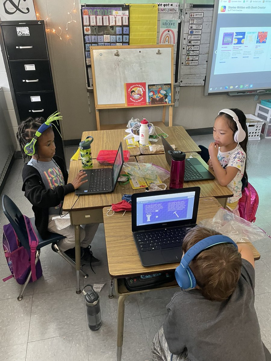 TechCoach513's tweet image. 🔸Week in Review🔸Loads of fun with @BookCreatorApp @fcsdsouth Looking forward to seeing &amp;amp; reading some kid-authored books in the coming weeks! #techtime