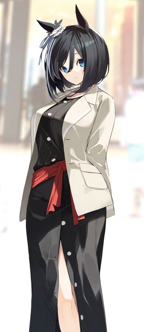 私服フラッシュ 