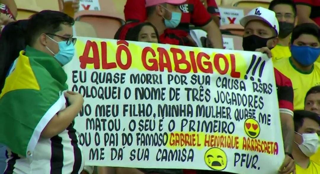 ColunadoFla's tweet photo. ATENÇÃO: PRECISAMOS ACHAR ESSE MITO! 🔍🙅‍♂️

Você conhece ele ou alguém que saiba quem é? Marca aí e ajuda a genteeeeee!!! 🔴⚫ https://t.co/fbTqUTXS4z