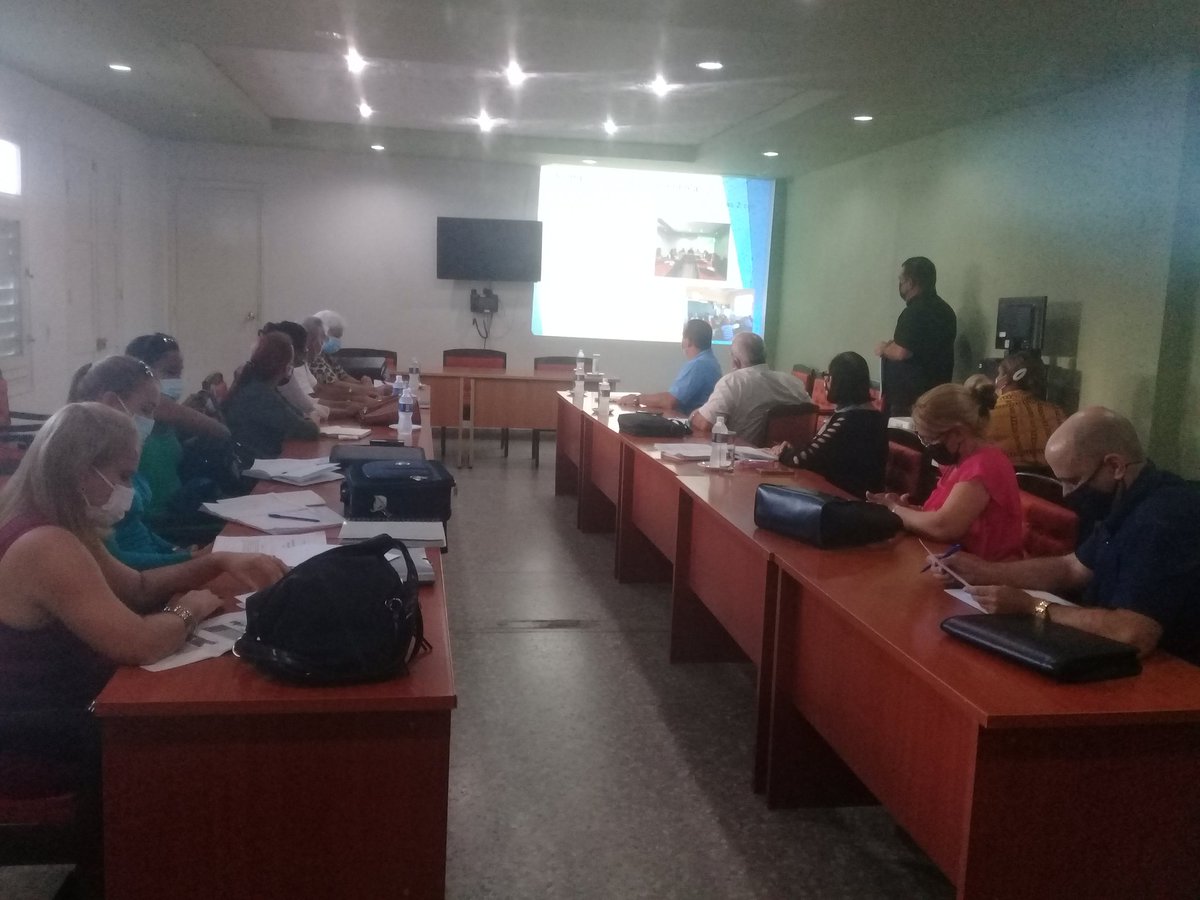 AsambleaCuba's tweet photo. Ahora | Prosigue #VisitaParlamentaria a #Cienfuegos
con el análisis del funcionamiento y el estado de los planteamientos de la población en la @PpmCfgos, encabezado por @miriambsarroca y @CoronaAlexandre.
#PoderPopular
#PoderPoder45Años
Vía: @PpmCfgos y @DiosvanyAAb. https://t.co/R88tFsInZD