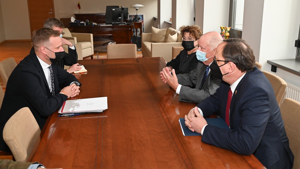 LithuaniaMFA's tweet photo. In #Vilnius, Foreign Minister @GLandsbergis: Happy to greet Rabbi Andrew Baker, Director of International Jewish Affairs at the American Jewish Committee, to discuss fruitful ideas and the way forward for our close partnership with the @GoodWillFund and @AJCGlobal. https://t.co/1Dwr2Gf9SA