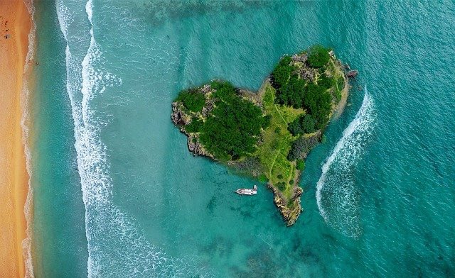 Live and Love the #Saltlife 🏝 Happy Friday! 

#fridaymorning #happy #ocean #beach #weekendvibes #fishing #diving #surfing #sup #vacation #salty #adventure #Happiness 

RT, LIKE &amp; TAG for a chance to win some Saltlife.com #swag or a #couponcode 😎