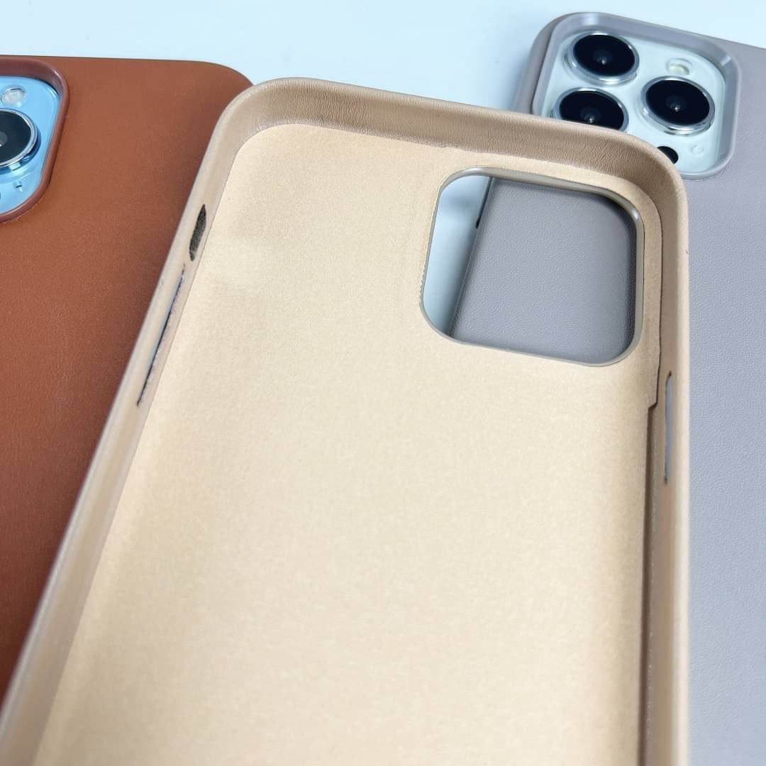 SimplecaseD's tweet image. ♡ เคสหนังเรียบ
👉🏻 สีเทา / เบจ / น้ำตาล
♡︎ 190 บาท
♡ เคสแข็งหุ้มหนังเทียม สัมผัสนิ่ม ด้านในบุผ้าสักหลาดบางๆ ไม่ทำร้ายเครื่อง ขอบกล้องยกสูงกันเลนส์กล้อง
♡︎ รุ่น : iPhone 12 mino - 13 promax
🌟 สนใจทักไลน์ (link in bio)
#เคสไอโฟน #เคสไอโฟน13 #เคสiphone #เคสiPhone13 #caseiphone