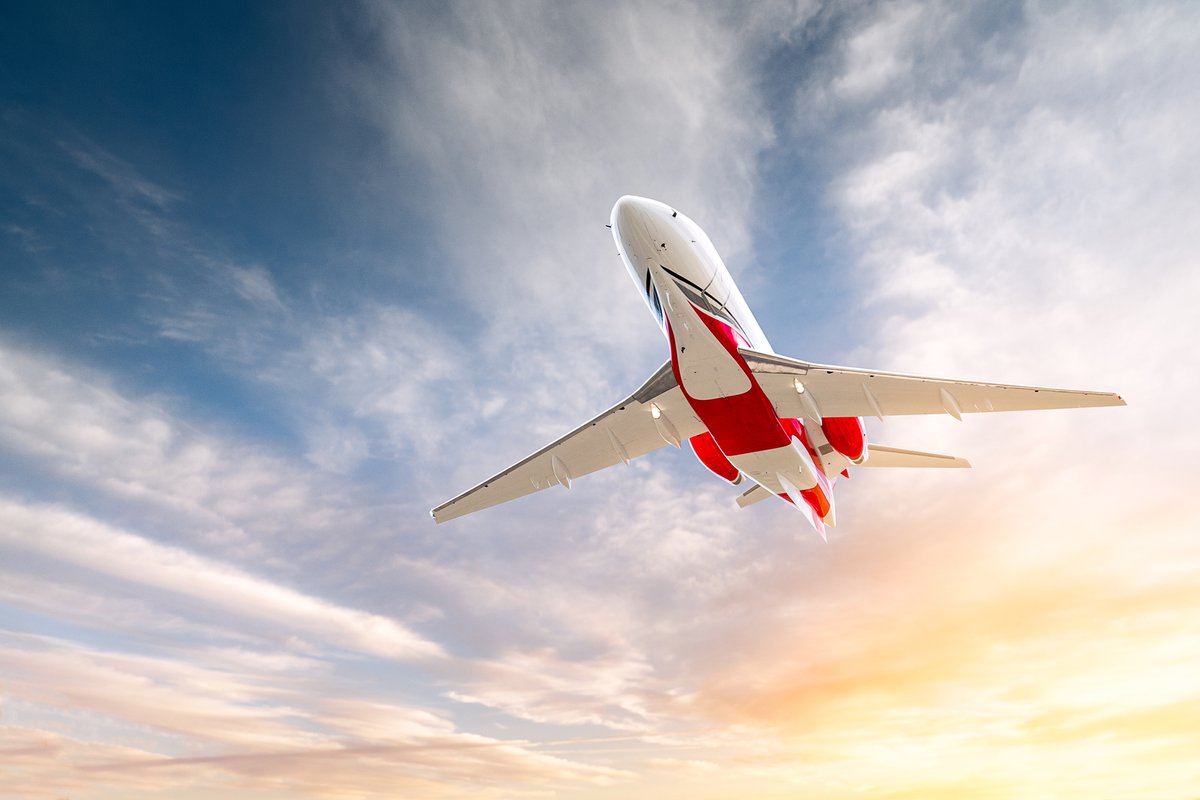 SyberJetAero's tweet image. Regardless of what you read this week, the SJ30 series aircraft is the first light jet with the ability to fly non-stop across the United States AND the only jet of ANY kind with a sea level cabin to 41,000 ft.
#lightjet #sj20 #syberjet #phenom300 #HondaJet2600 #hondajet