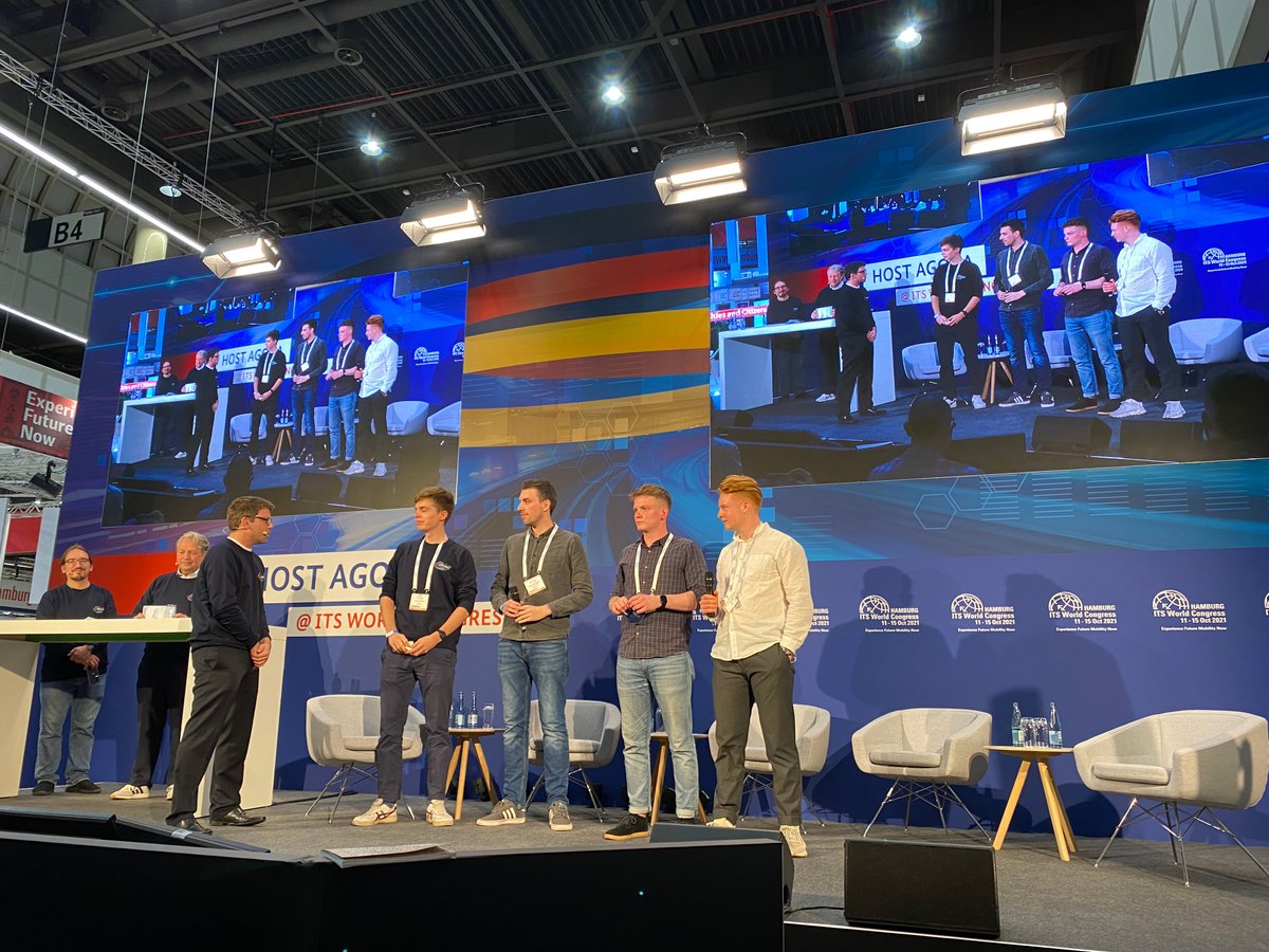 dbmindbox's tweet photo. @ITSHamburg2021 - Schön wars gewesen! Wir blicken auf eine aufregende Woche zurück mit tollem #ITSHack, spannenden #Pitches, persönlichem Austausch & Networking rund um die neusten digitalen Innovationen im Mobilitätsbereich. Danke, dass wir & unsere Startups dabei sein konnten! https://t.co/9EV1a5hGbK