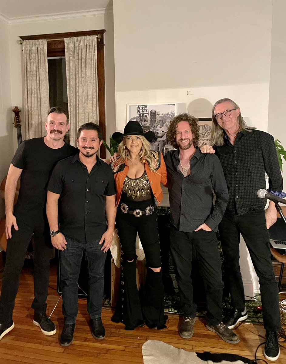 ScottGerow's tweet image. Fantastic evening with these guys at Leah Turner’s release party!!!
@leahturnermusic @BatteryLane 
Check out her new record “Lost in Translation” out now!
#music #country #latinmusic #latinmusicqueens #producer #producerlife