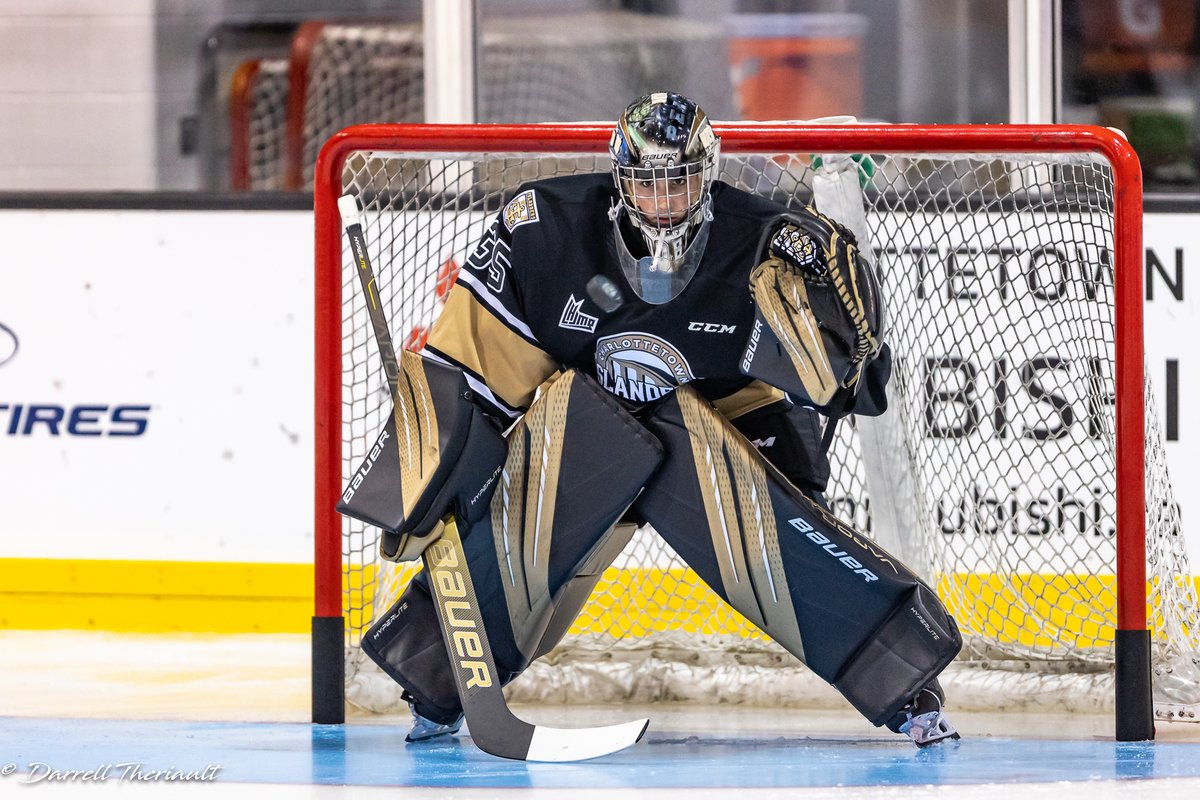 From The Shadows: Jacob Goobie

"There will always be a bit of pressure being a goalie, you have to find a way to embrace and enjoy the pressure while learning to play through it,” said Goobie.

Full Story | bit.ly/3vdFTml