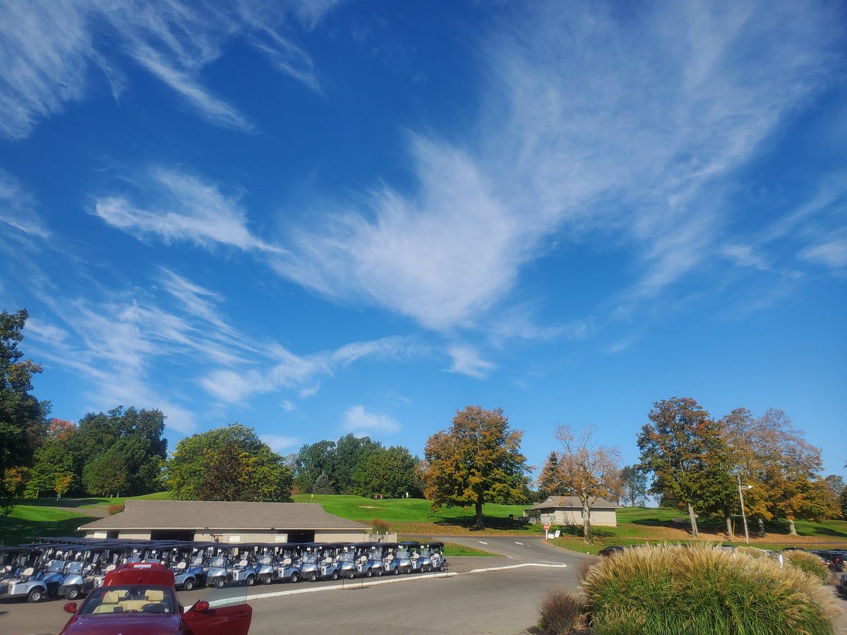 It does not get any better than this! Perfect weather for the Construction Institute's annual golf classic.