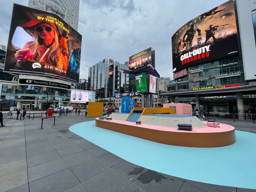 fusecreate's tweet photo. We’ve landed! ✈️✈️ Our XM event for @AIRMILES launches today and we can’t wait to have everyone dive into the world of extras. Visit the Carousel of Dreams at @YDSquare from 11am to 7pm this weekend to win some great prizes! #ItsAllGravy #TurnHeads https://t.co/gDifD5kv3t