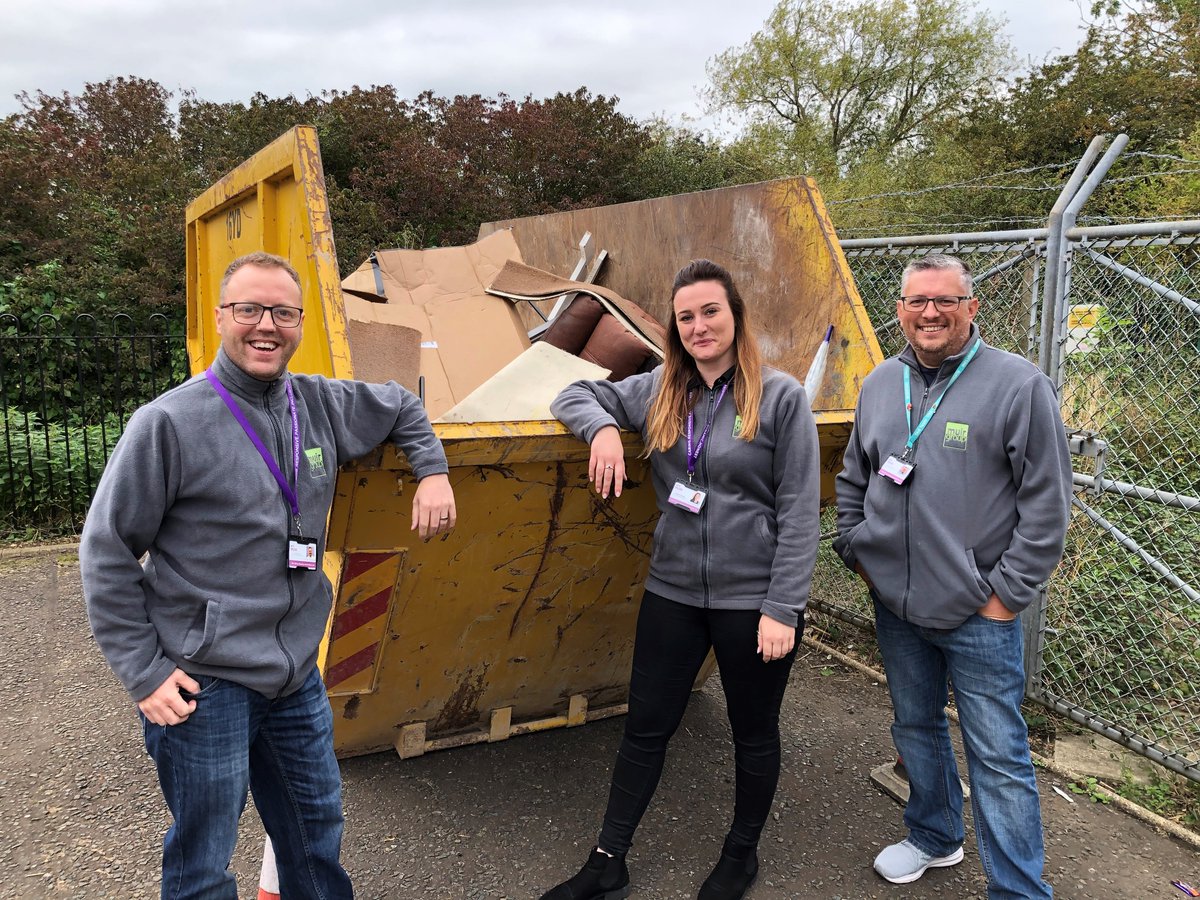 MuirGroupHA's tweet photo. Residents made the most of Muir support as they binned unwanted items at our 'Skip and Sustainment' event in #Ramsey 🤩👍
https://t.co/Q9epIs2gPV https://t.co/1dPUHnfbIM