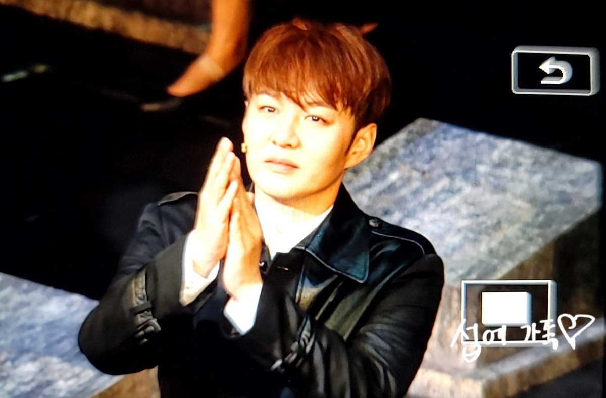 subfull_lcs's tweet photo. 211015 다윈영의 악의기원 창섭 프리뷰
#비투비 #이창섭 #창섭 @LeeCS_BTOB https://t.co/n8t1wD9P4I
