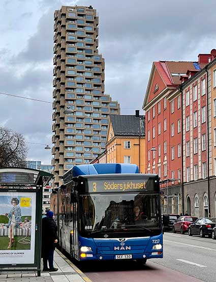 Intressant o spännande samarbete: SL testar flexibel periodbiljett med <a href="/NobinaSverige/">Nobina Sverige</a> reseplanerare #Travis som återförsäljare. Inget stuprörstänk!🙂 tinyurl.com/p4c4e5vf <a href="/ktamsons/">Kristoffer Tamsons</a> @HDagnas <a href="/svebussforetag/">Sveriges Bussföretag</a> <a href="/AnnaFGronlund/">Anna Grönlund</a> <a href="/holmjens/">Jens Holm</a> <a href="/Transportft/">Transportföretagen</a> @TomasEneroth <a href="/MpTomasE/">Tomas Eriksson</a>