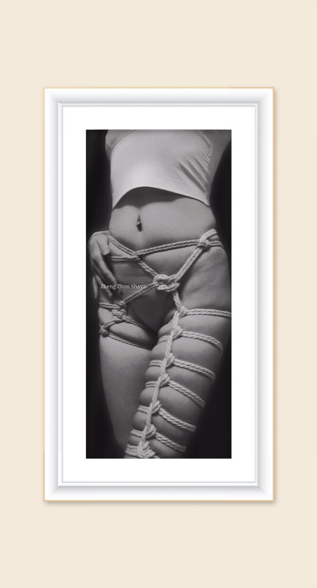 今天绳子本来是很少女心的配色，到最后因为某个原因呈现出来就这样的了，凑合着看吧。