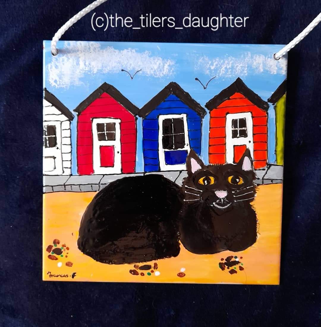 FromSelsey's tweet photo. The Tilers Daughter  hand paints tiles inspired by the coastal life around us in Selsey. You can find these lovely tiles in the Pop up Shop this week until Thursday.
#Selsey #LoveFromSelsey #handmade  #ExperienceWestSussex #shopLocal https://t.co/hyIeWmunnR