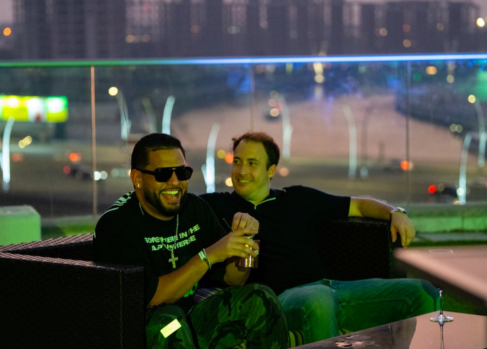 BEnterprizes's tweet photo. Snippets from Day 1 @CoinAgenda Opening Party.
@GordonEinstein @michaelterpin @BitGord
#coinagenda #dubai #middleeast #blockchainweek #gulfblockchainweek #dubaiexpo #cryptocurrency #blockchain https://t.co/8Np3VLWDGp