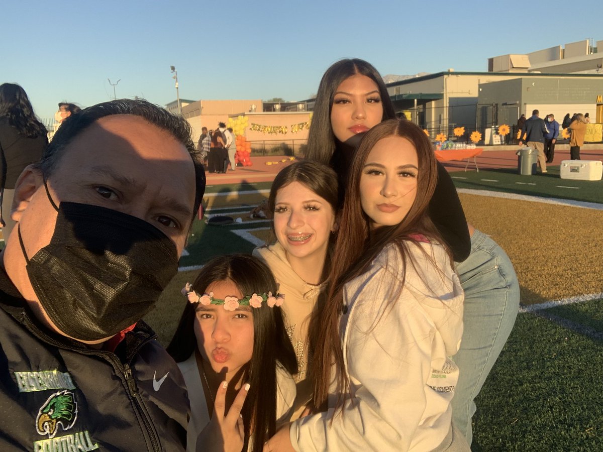 Happy Friday! It was a joy to see all the seniors participating in our Senior Sunrise event!