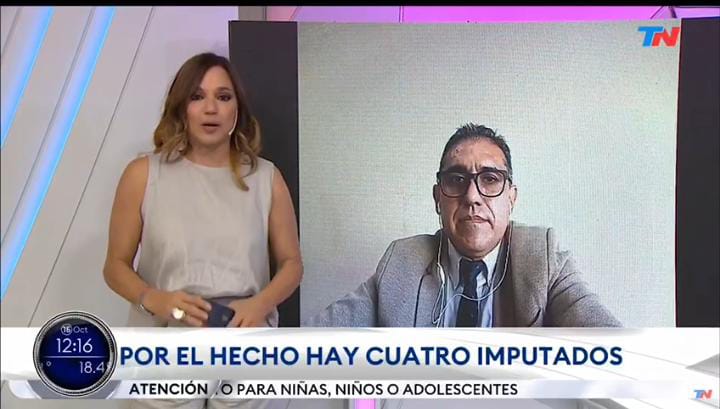 claudiomazuqui's tweet photo. Gracias @maclorena por la entrevista en @todonoticias  gran repercusión de la frase  "Humanizar la Justicia". 🔊Gracias @LeoAltamirano1 por tus aportes #ComunicaciónJudicial
 #TNde10a13 @GuilleLobo #Justicia @ThomasCitando  
@dzapatillas 
#SDV @alaguapatita @detremura https://t.co/1zam7mqNLM