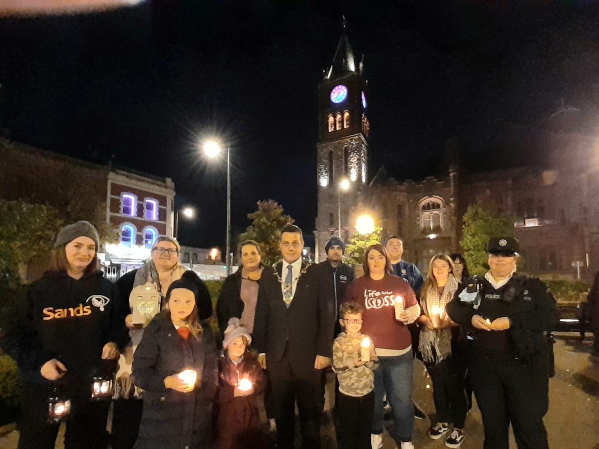 A great turnout this evening for the <a href="/SANDSNI/">Sands N.Ireland</a> #waveoflight2021 event as part of #BLAW2021.
It was an honour to be able to show my support for this great cause on behalf of the many families who have suffered loss. Thank you to all who turned out.