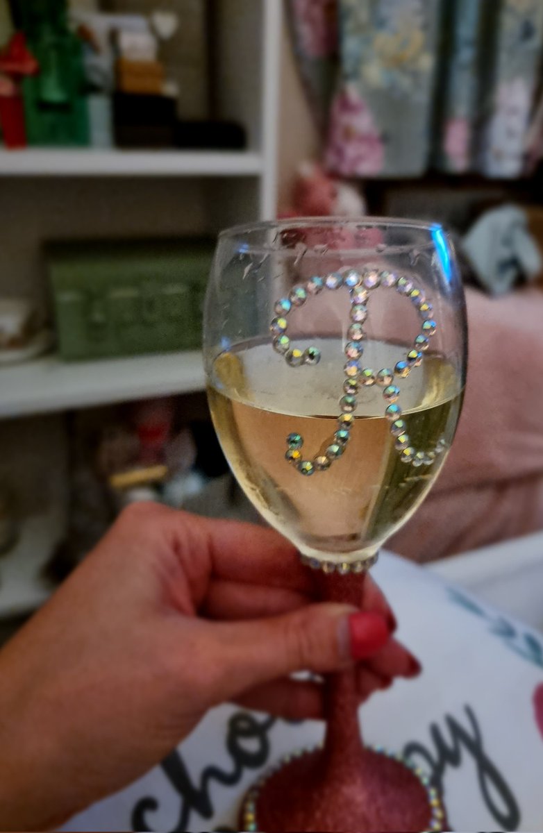 RoTeachDevon's tweet photo. Raising a glass to another wonderful week in my new school. A school that I skip into every day, smile for hours and leave grinning ear from ear ❤️ https://t.co/4y8kIk2jTk