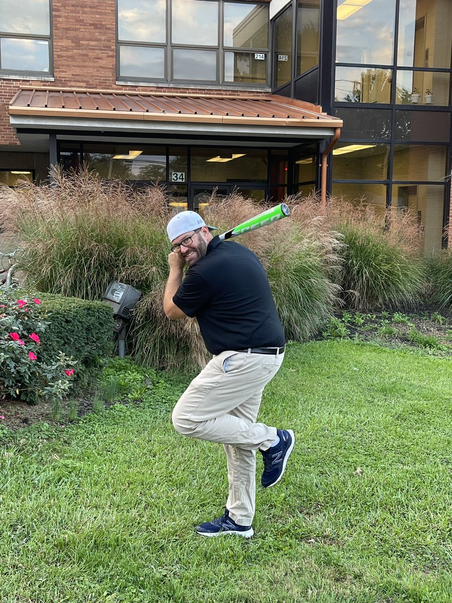 SycamoreJrHigh's tweet photo. @SycamoreJrHigh stepping up to the plate to help #FlightFest score a successful fundraising year! #BID #RACE #Aves #SeeYouAtTheRacesTOMORROW   Saturday 10/16/2021 https://t.co/r6buaqWLQy