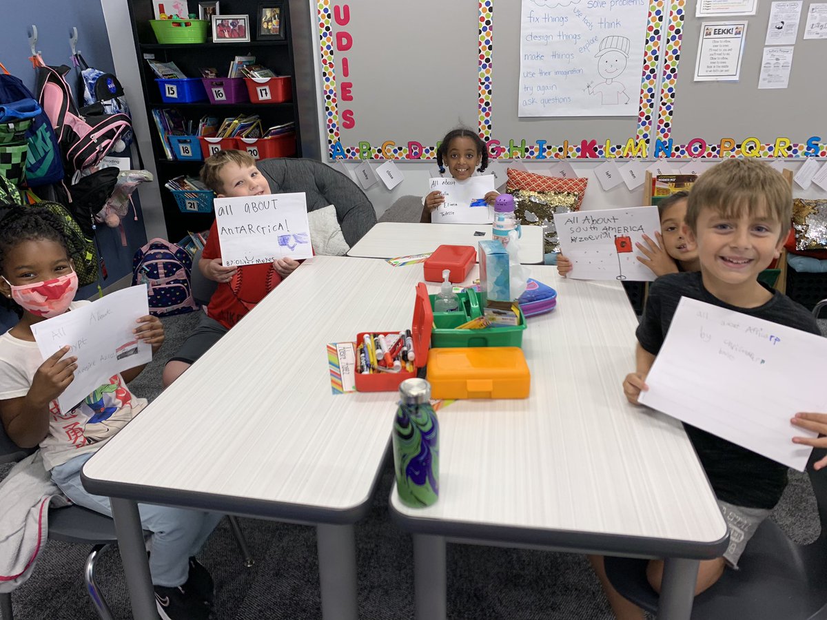 4thWithRoberts's tweet photo. Wrapping up our Research Projects with a Gallery Walk and some special visitors!!! #WWEmpowers #WWEtwitter2021 #MelissaISD https://t.co/6k2MG8TEHf