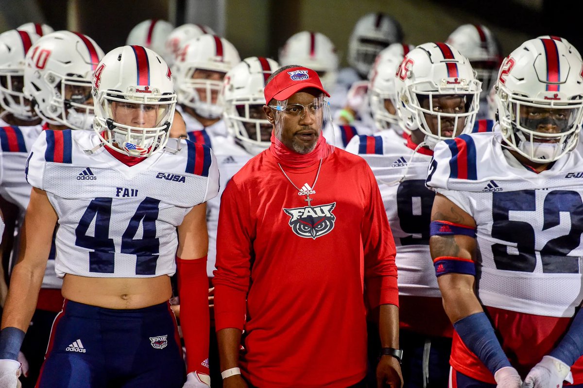 JerryRecruiting's tweet image. Somerset Silver Palms (FL) 23’ LB Marcus Woodley has been verbally offered by FAU via coach Joey Thomas