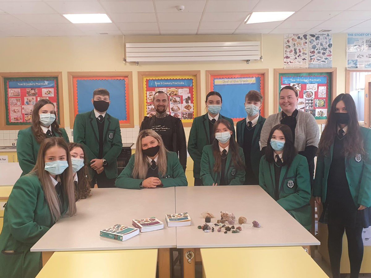 LismoreHomeEc's tweet photo. Year 13 Health &amp; Social Care (DA) students welcomed James Doran (specialist in crystal therapy) to their Holistic Therapy class today. James provided detail on the history, benefits &amp; healing power of crystals. His knowledge &amp; expertise will be extremely beneficial for students! https://t.co/P0wP3tEU8T