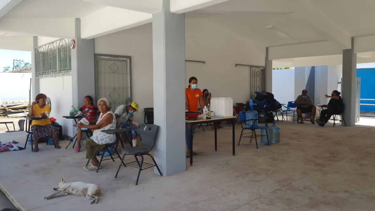 PCIVILQRO: RT <a href="/CNPC_MX/">Coordinación Nacional de Protección Civil</a>: #MisiónECO|📍#Nayarit 

Hoy visitamos los #RefugiosTemporales 🏠 que se habilitaron en el estado para brindar protección y bienestar a las personas que se encontraban en zonas de #riesgo o que presentaron afectaciones en sus viv…