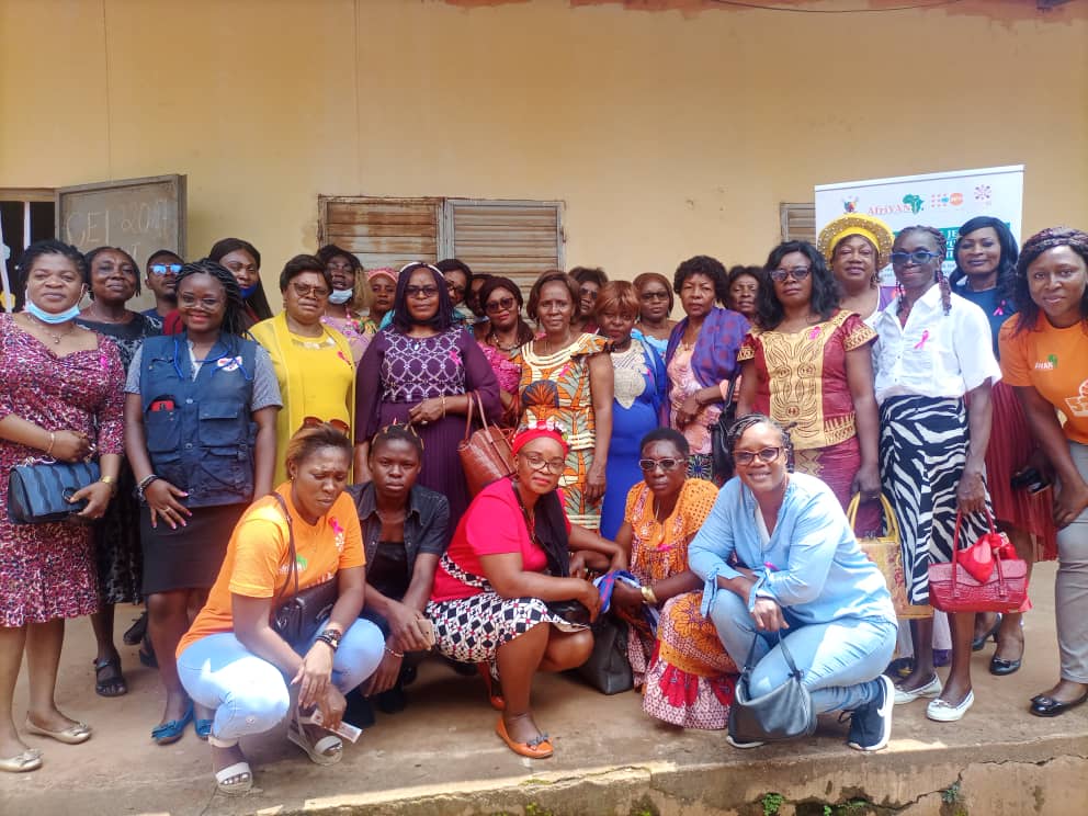 AfriYAN_Camer's tweet photo. #BarronsLaVoieAuCancer: sensibilisation du personnel de l'Inspection d'Arrondissement de #Yaoundé 6 et quelques Responsables des établissements primaires de la ville.
#OctobreRose
#PutYoungPeopleFirst
#ONUFEMMES
#AfriYANCameroun
#AjevohCameroun
#ProximityDoctors https://t.co/5K3GtmEKWB