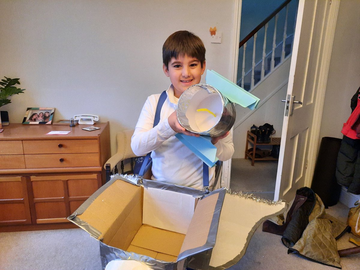strtrk1701's tweet photo. Space day at school! Captain Basil piloting the space shuttle C3PO and launching a satellite into orbit #TweetsByBasil https://t.co/9bVxCenBQi