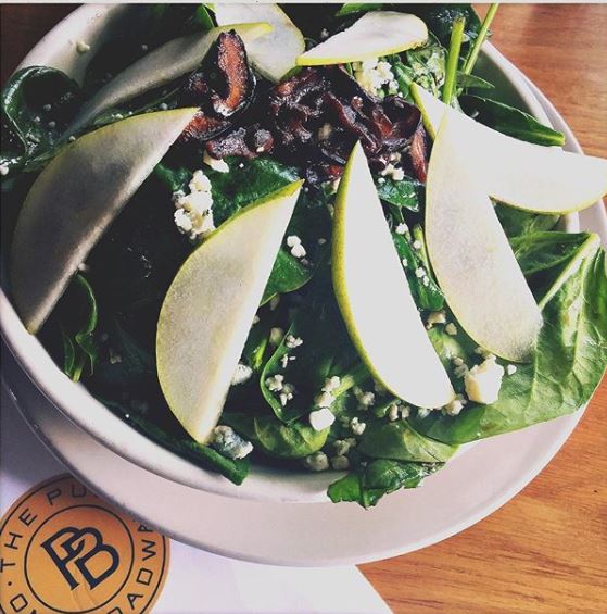 Broadway_Pub's tweet photo. If only we could taste food by just looking at it! 👀🤤
.
.
.
#GranvilleOH #OHEats #ExploreOH #TravelOH #ThePubOnBroadway #Beer #BroadwayPub #Granville #Ohio #CraftKitchen #614 #740 https://t.co/8q4JdrCxsl