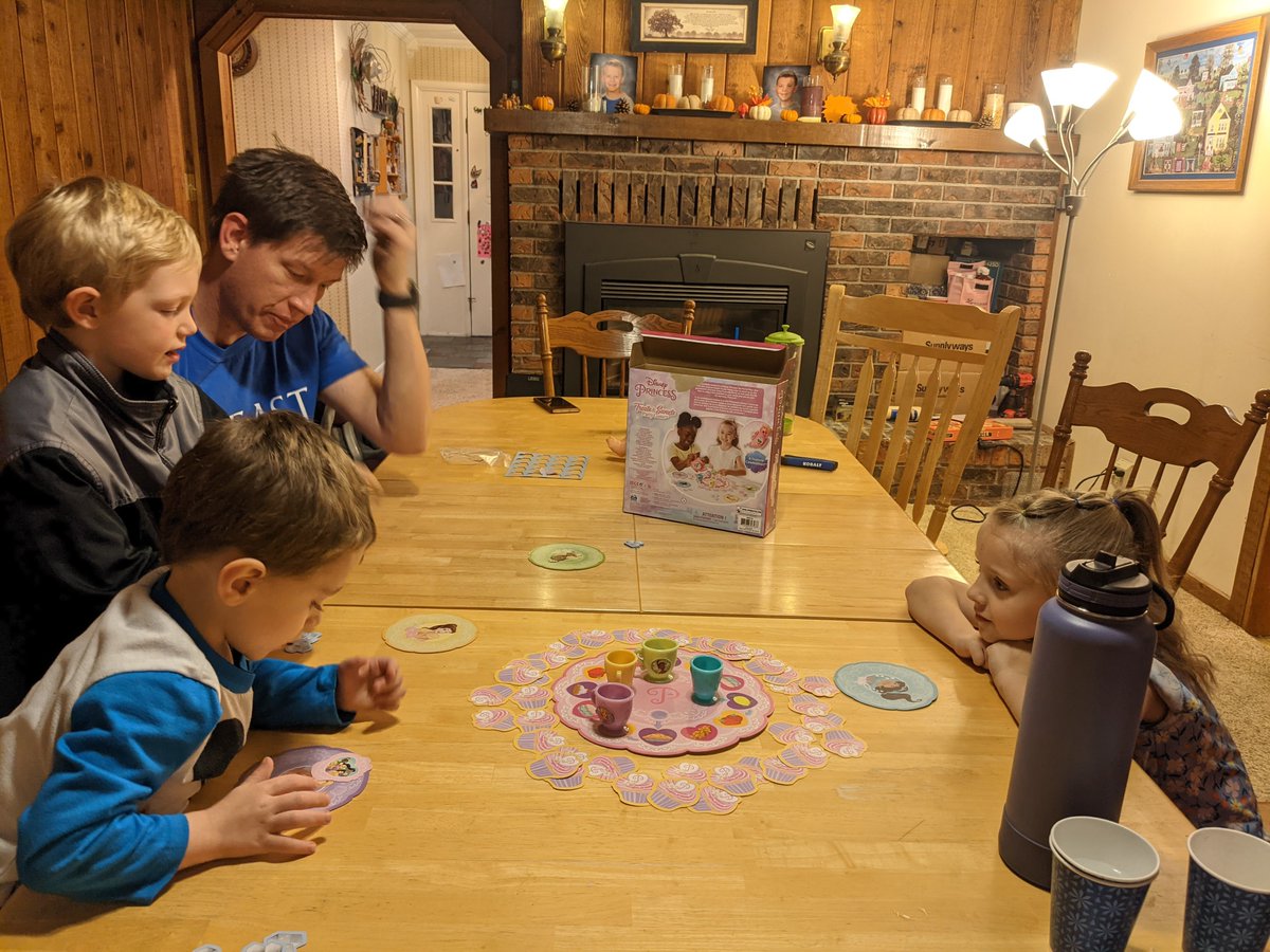 AlyssaKoogler's tweet photo. We had the opportunity to tryout some fun #SpinMasterGames games and puzzles with our family thanks to #Tryazon. The little kids LOVED the princess treats and sweets game. The puzzles were also a hit, especially the Bluey ones. If you have littles, I definitely recommend them! https://t.co/GO3MO0EDye