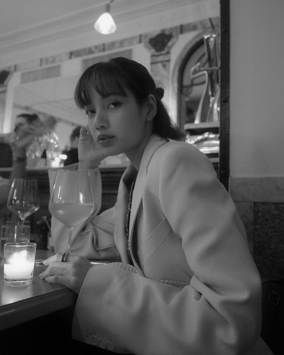 BLACKPINK LISA 리사 tweet media