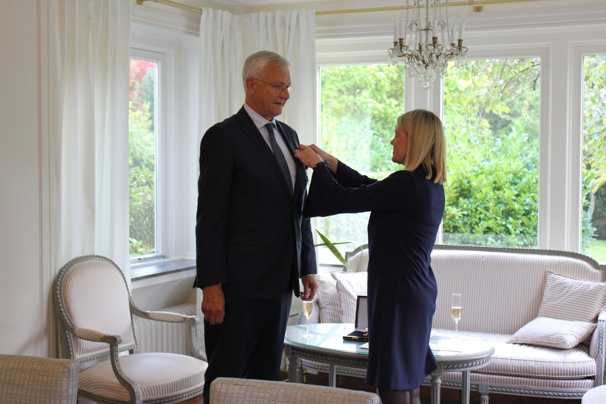 FinEmbNL's tweet photo. CEO Martin #Verbrugge #decorated today at the Finnish residence with a #KnightFirstClass #OrderOfTheLionOfFinland as recognition for his distinguished work as Honorary Consul of #Finland in #Terneuzen. Congratulations! https://t.co/1ZfdgGcVQ4