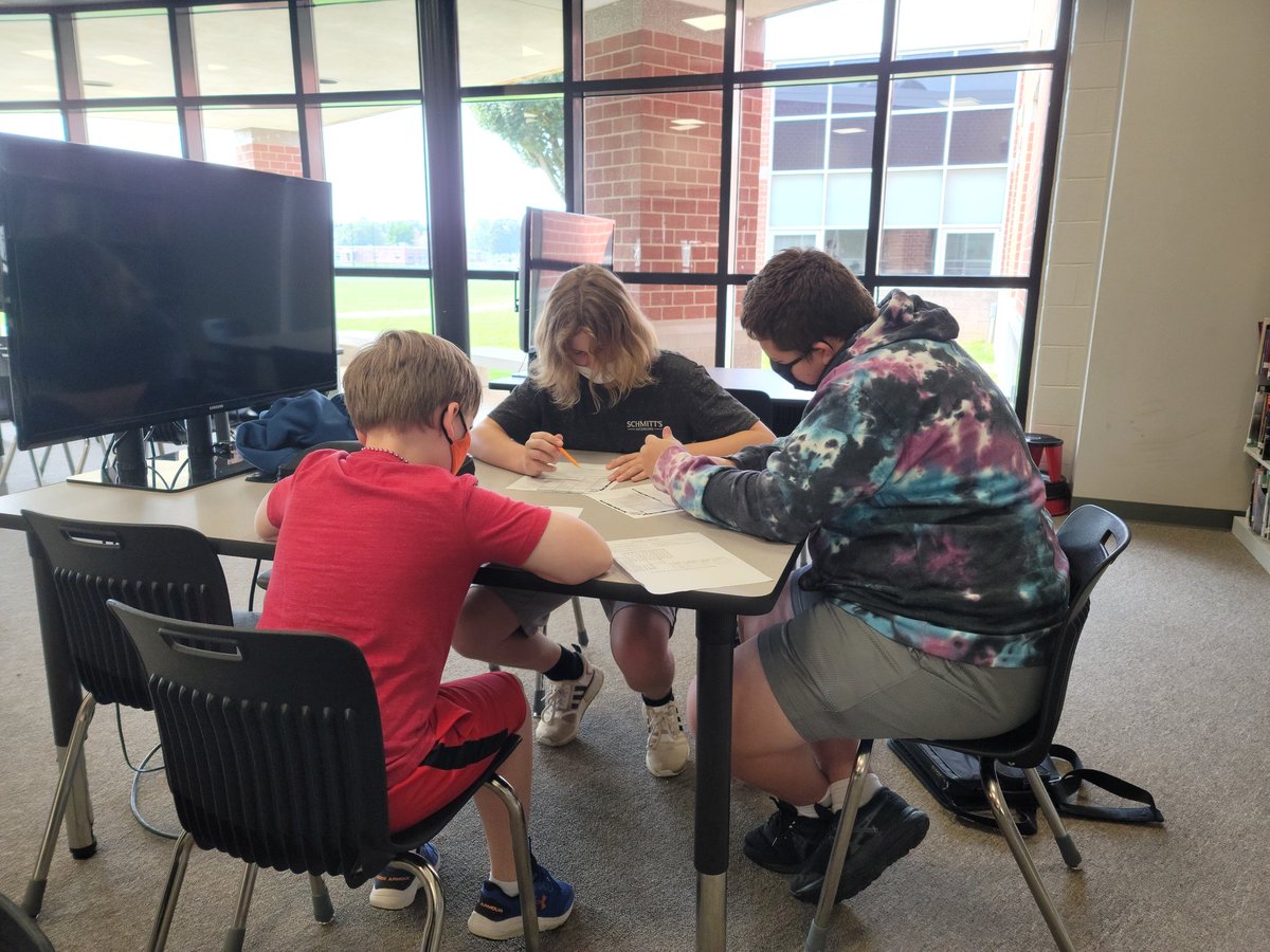 BRENLEF7's tweet photo. Today's Challenge: working through logic puzzles and 3-D printing to improve our skills with having productive discussions and of course problem solving! @HanoverMiddle #HPSDawesome https://t.co/xj4SX6bnd3