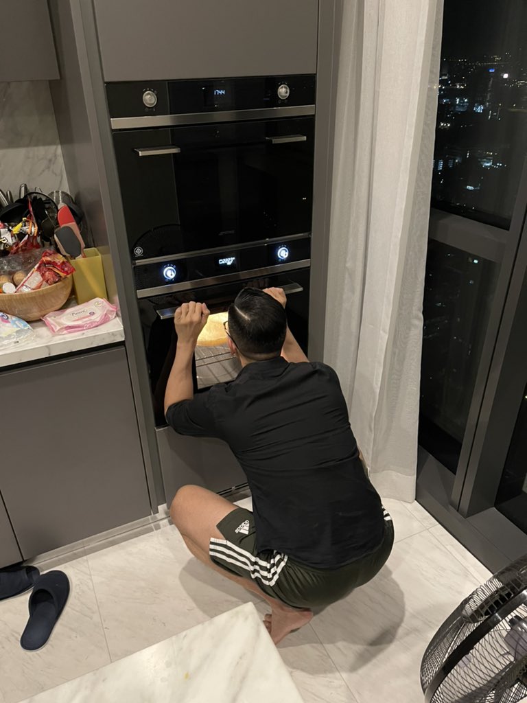 Sira Korpaisarn tweet media